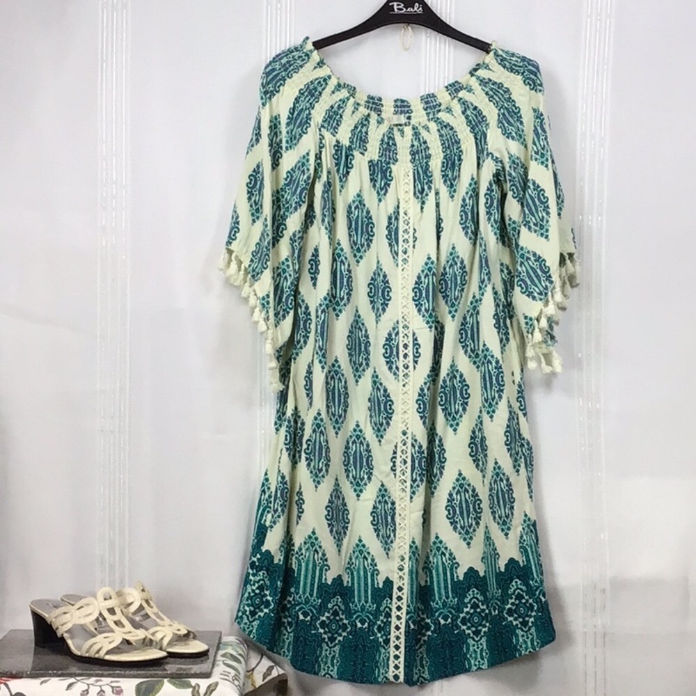 🦚 LOVE FIRE Smocked Off Shoulder Teal Cream Tassel Crochet Trim Dress Sz.M NWOT - Picture 11 of 11